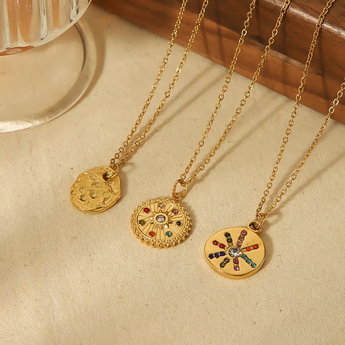 1 Piece Simple Stackable Style Round Shape Stainless Steel  Gold Color Inlay Rhinestones Women's Pendant Necklaces 